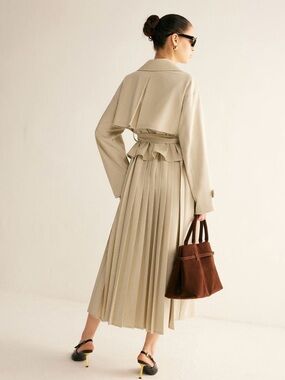 Elegant Pleated Women's Trench Coat